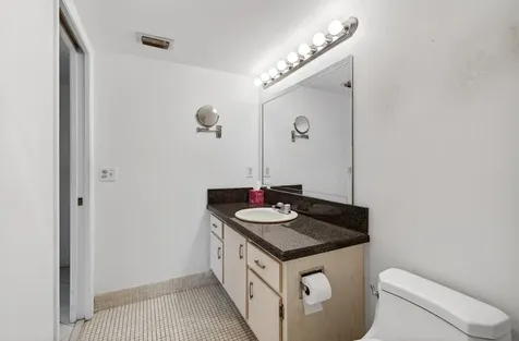 1009 Hythe A Boca Raton FL 33434