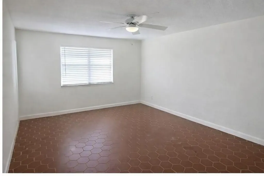 621 NE 3rd Avenue Delray Beach FL 33444