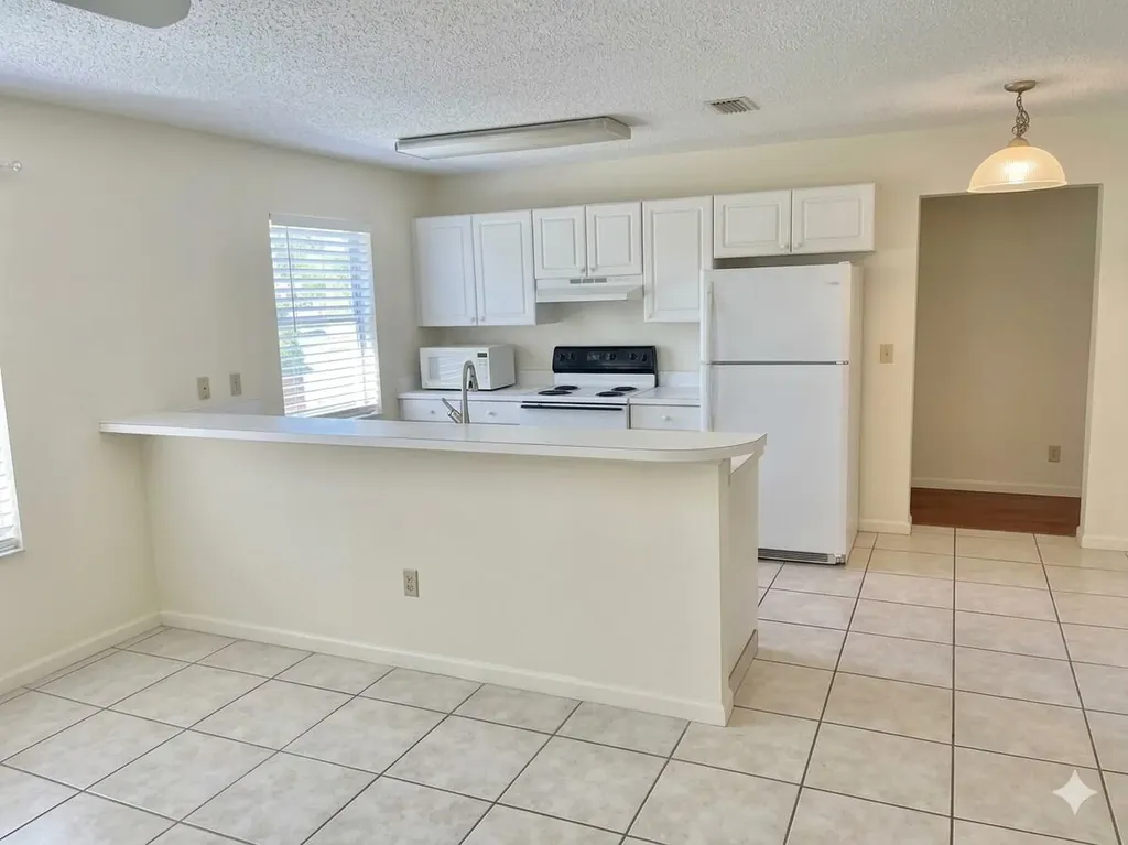 621 NE 3rd Avenue Delray Beach FL 33444