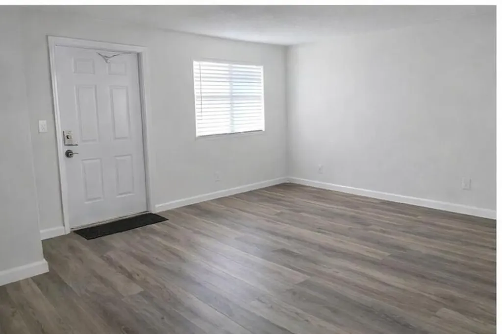 621 NE 3rd Avenue Delray Beach FL 33444