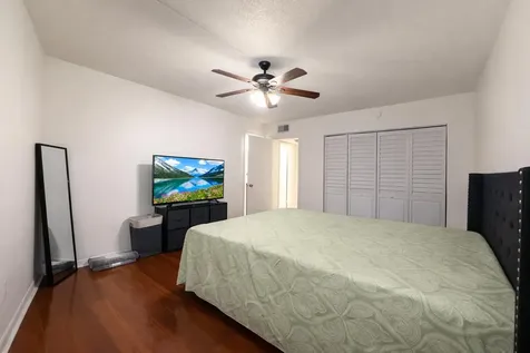 110 Lake Emerald Drive Oakland Park FL 33309