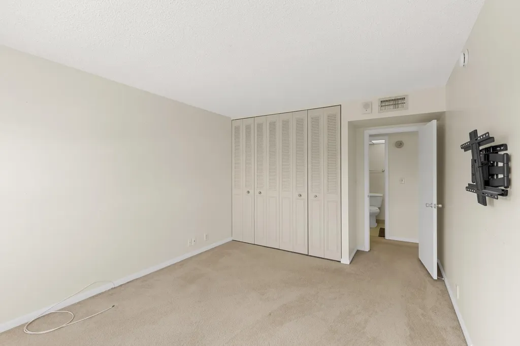 2500 NE 48th Lane Fort Lauderdale FL 33308