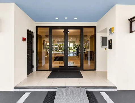 2500 NE 48th Lane Fort Lauderdale FL 33308