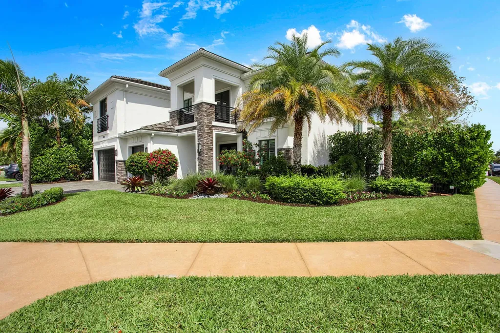 6903 NW 28th Avenue Boca Raton FL 33496