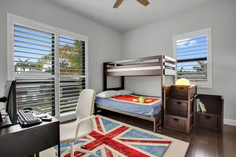 6903 NW 28th Avenue Boca Raton FL 33496