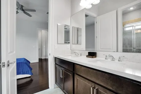 6903 NW 28th Avenue Boca Raton FL 33496