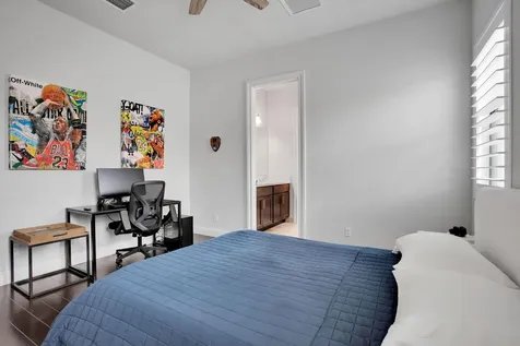 6903 NW 28th Avenue Boca Raton FL 33496