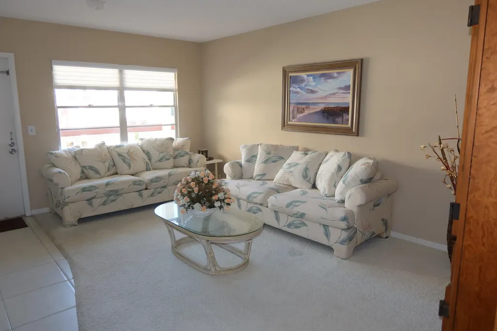 102 Brighton C Boca Raton FL 33434
