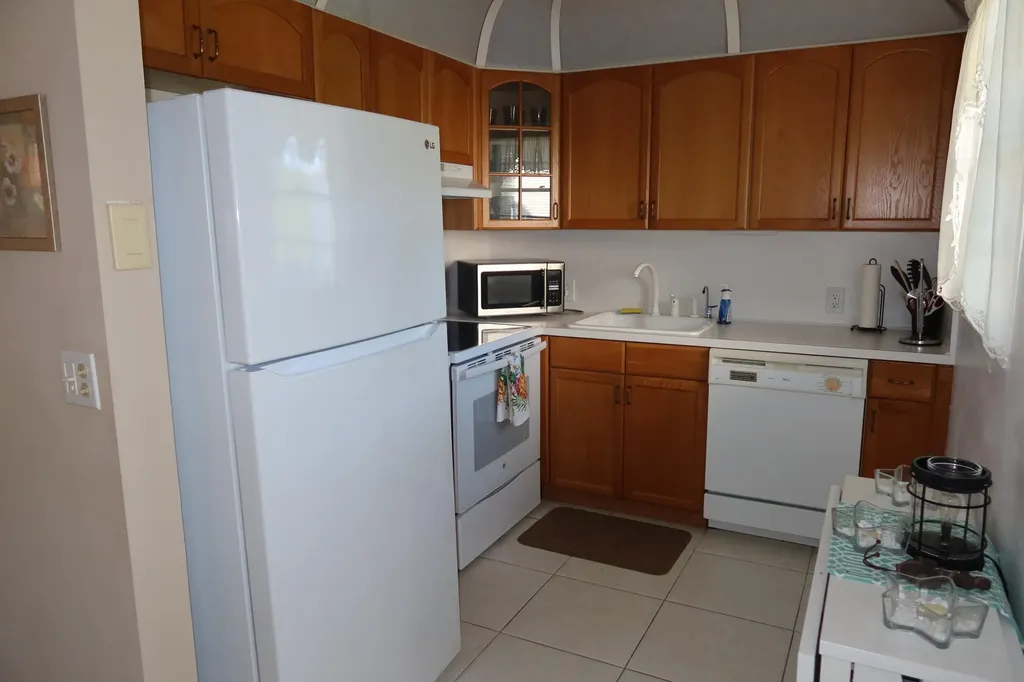 102 Brighton C Boca Raton FL 33434