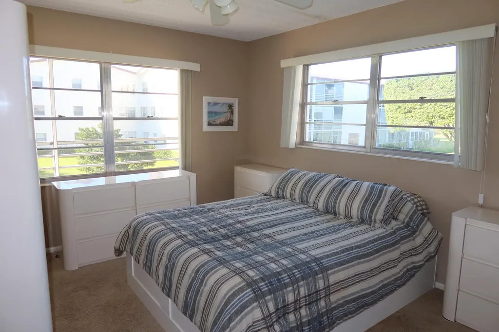 102 Brighton C Boca Raton FL 33434