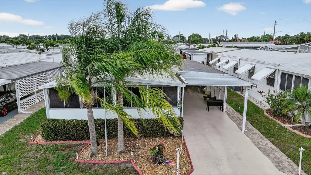 53009 Del Rio Boynton Beach FL 33436