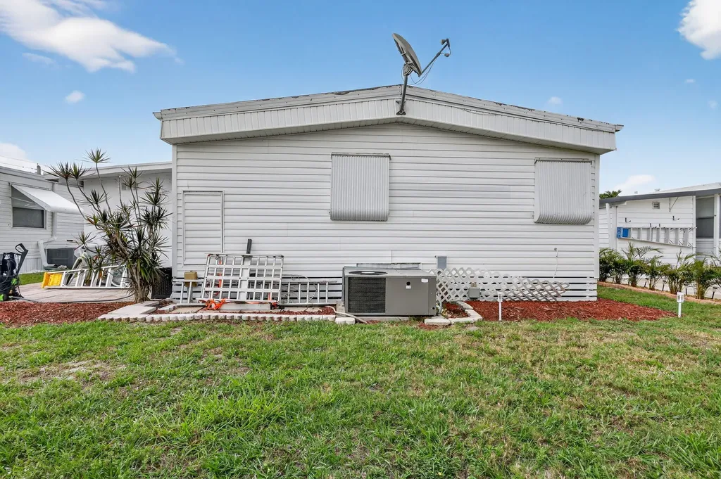 53009 Del Rio Boynton Beach FL 33436