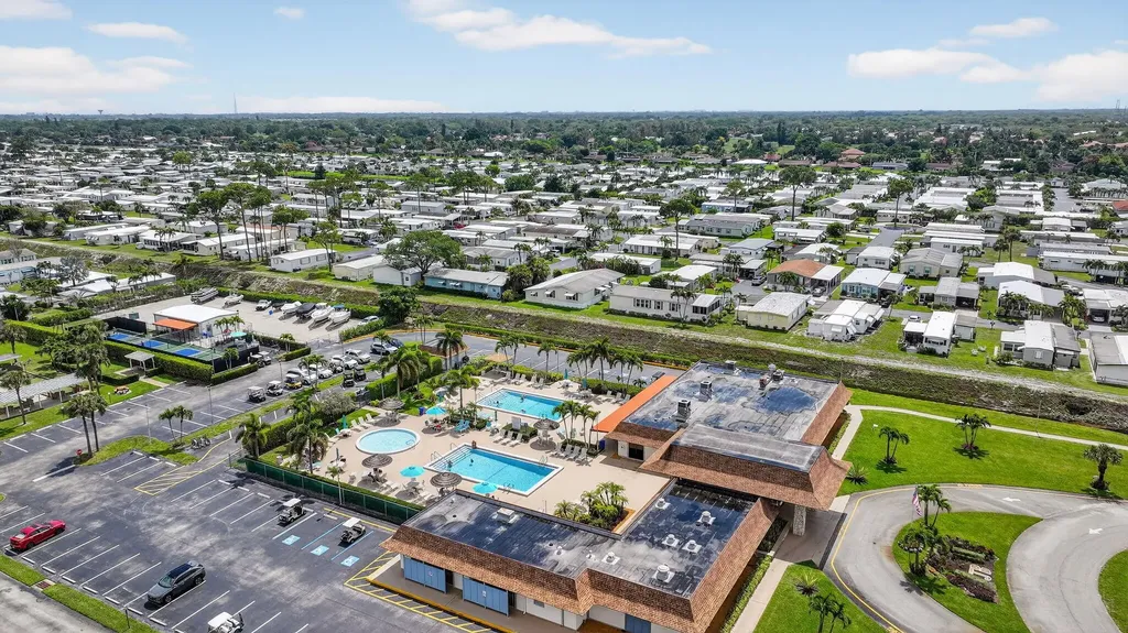 53009 Del Rio Boynton Beach FL 33436