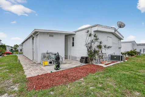 53009 Del Rio Boynton Beach FL 33436