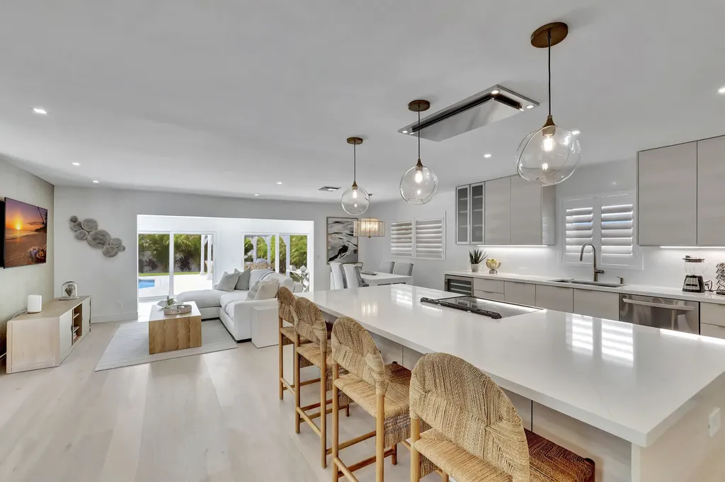 530 NW 14th Street Delray Beach FL 33444