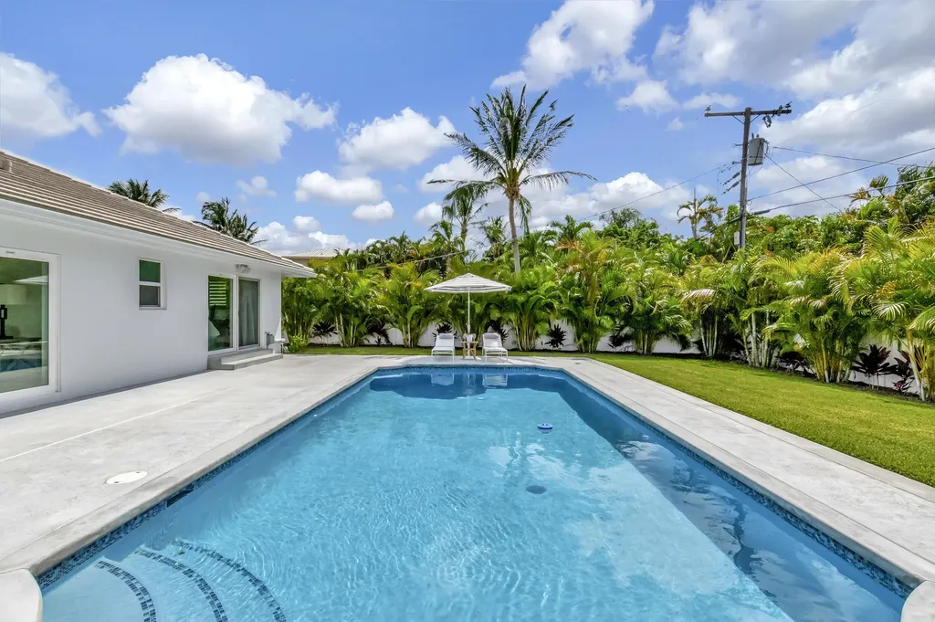 530 NW 14th Street Delray Beach FL 33444