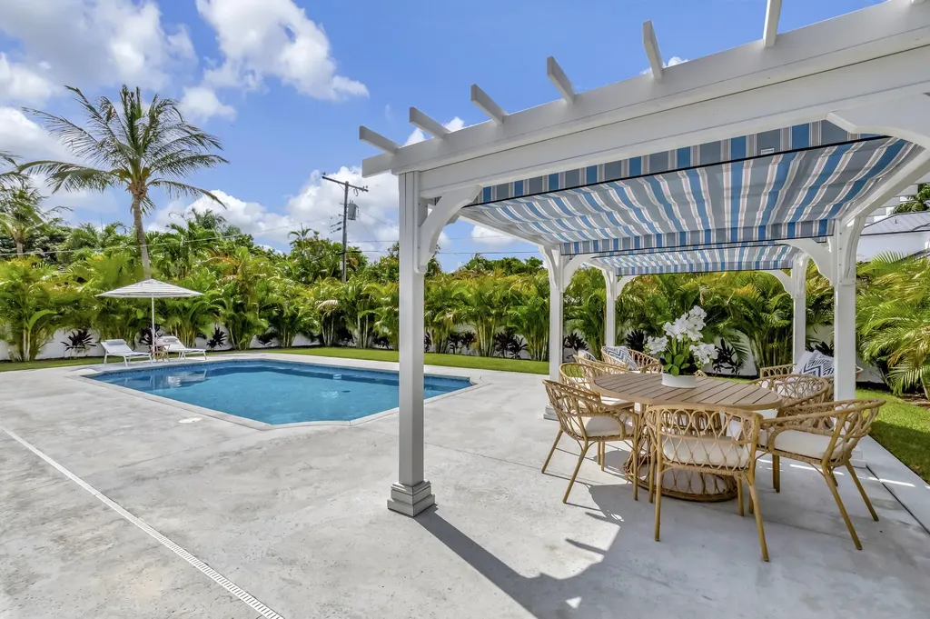 530 NW 14th Street Delray Beach FL 33444