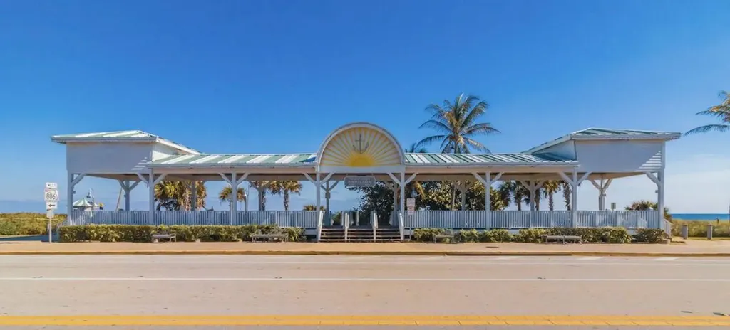 530 NW 14th Street Delray Beach FL 33444