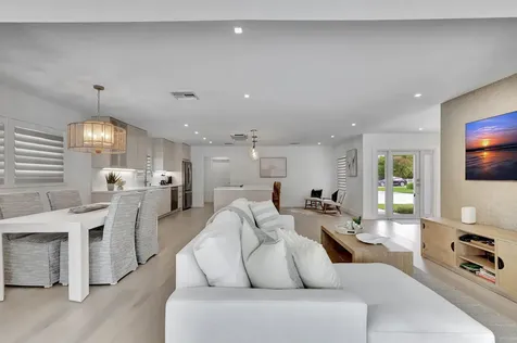 530 NW 14th Street Delray Beach FL 33444