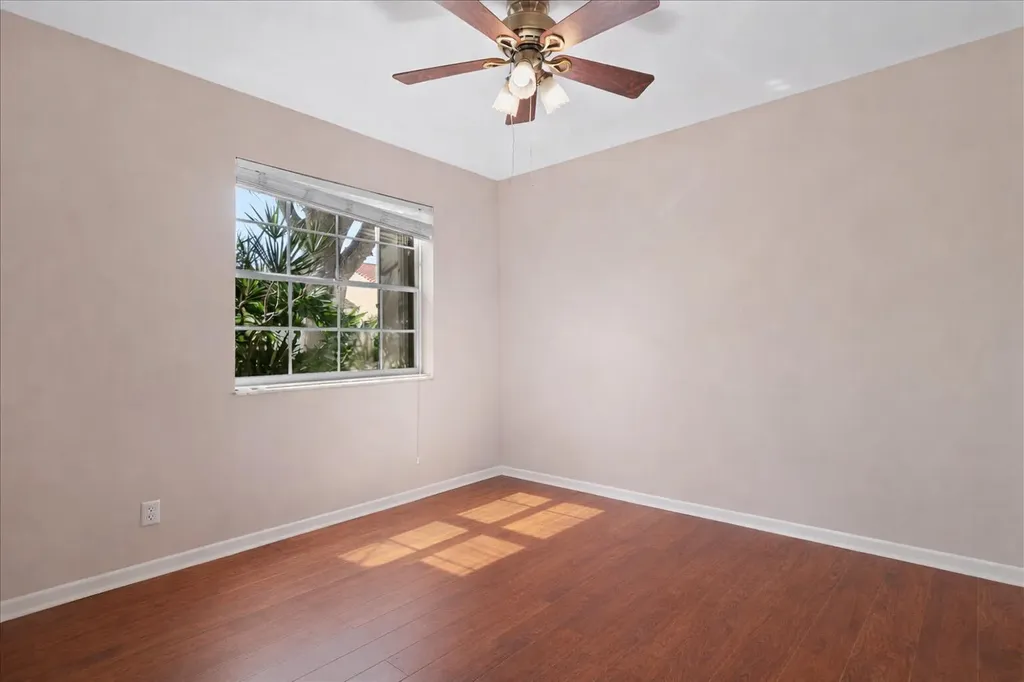 10174 Plum Street Palm Beach Gardens FL 33410