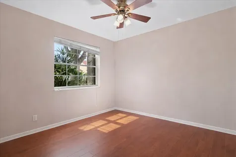 10174 Plum Street Palm Beach Gardens FL 33410
