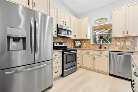 10174 Plum Street Palm Beach Gardens FL 33410