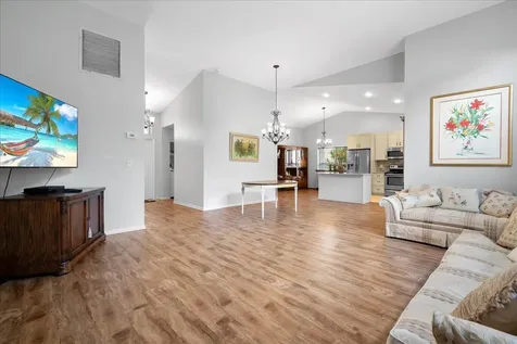 10174 Plum Street Palm Beach Gardens FL 33410