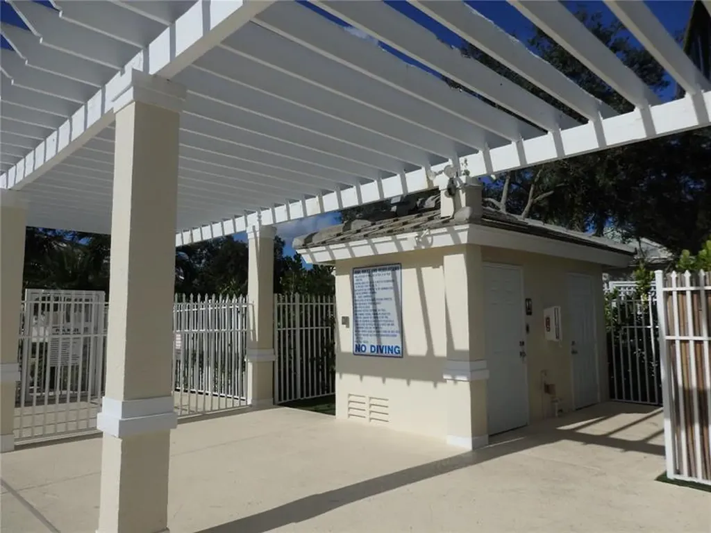 5659 NW 99th Lane Coral Springs FL 33076