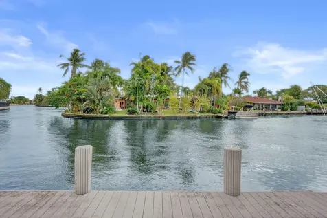 3040 NE 16th Avenue Oakland Park FL 33334