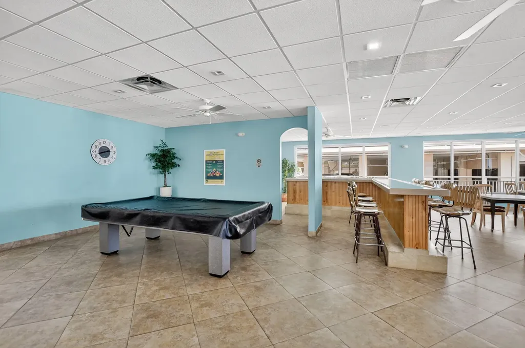 1050 Hillsboro Mile Hillsboro Beach FL 33062