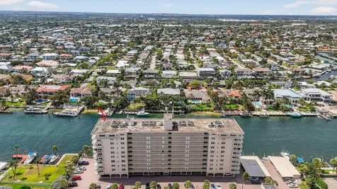 1050 Hillsboro Mile Hillsboro Beach FL 33062