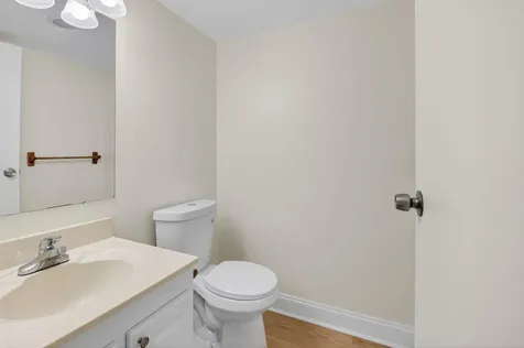 158 Valencia G Delray Beach FL 33446