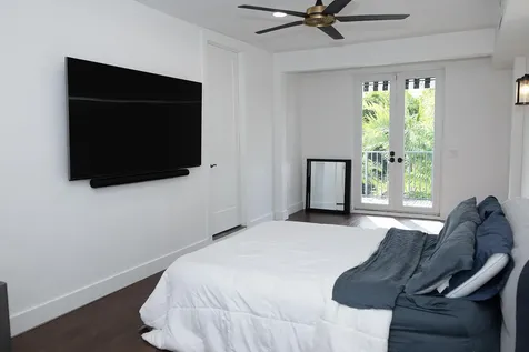 634 SE 3rd Avenue Delray Beach FL 33483