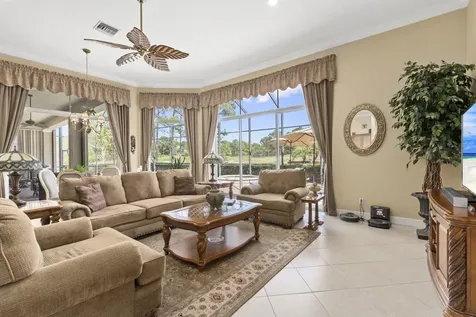 7424 Laurels Place Port St Lucie FL 34986