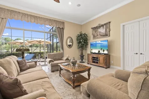7424 Laurels Place Port St Lucie FL 34986
