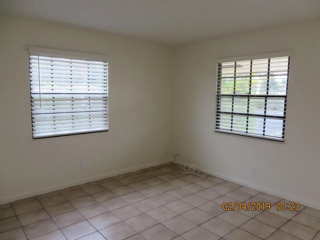 2202 NE 4th Street Boynton Beach FL 33435
