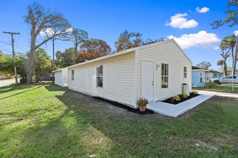 210 N 22nd Street Fort Pierce FL 34950