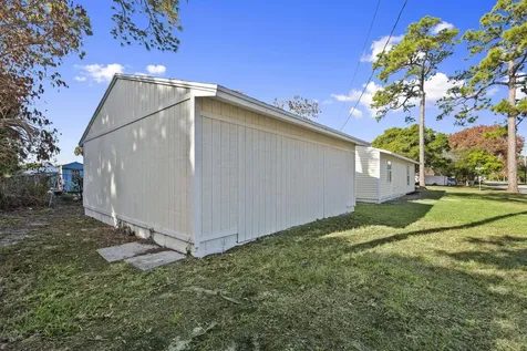 210 N 22nd Street Fort Pierce FL 34950