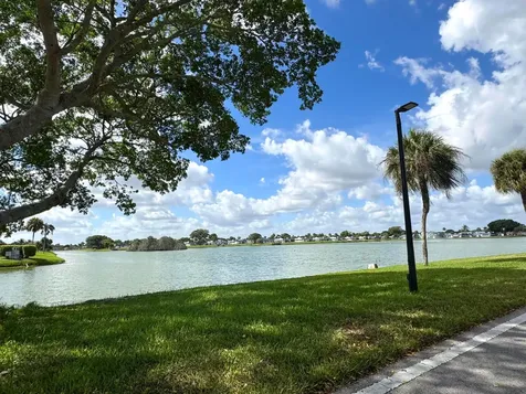 172 Waterford Way Delray Beach FL 33446