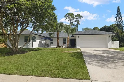 12151 Old Country Road N Wellington FL 33414