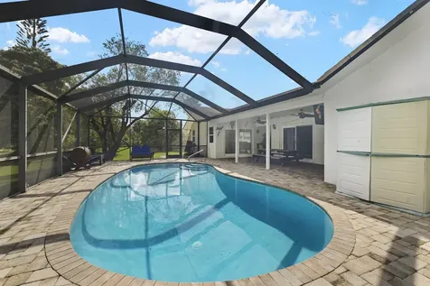12151 Old Country Road N Wellington FL 33414