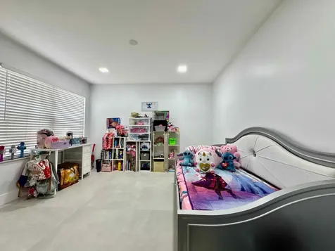 9106 Chatsworth Cascades Boca Raton FL 33434