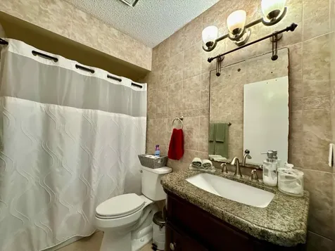 9106 Chatsworth Cascades Boca Raton FL 33434