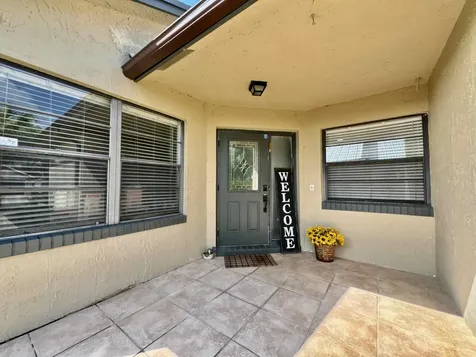 9106 Chatsworth Cascades Boca Raton FL 33434