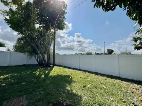 9106 Chatsworth Cascades Boca Raton FL 33434