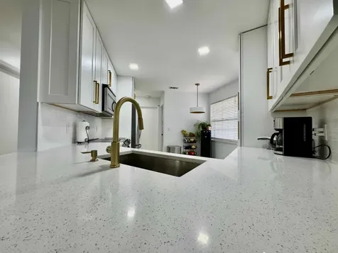 9106 Chatsworth Cascades Boca Raton FL 33434