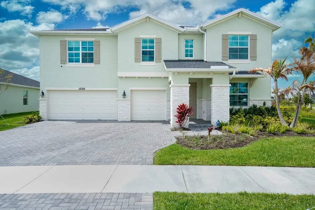 12328 SW Roma Circle Port St Lucie FL 34987