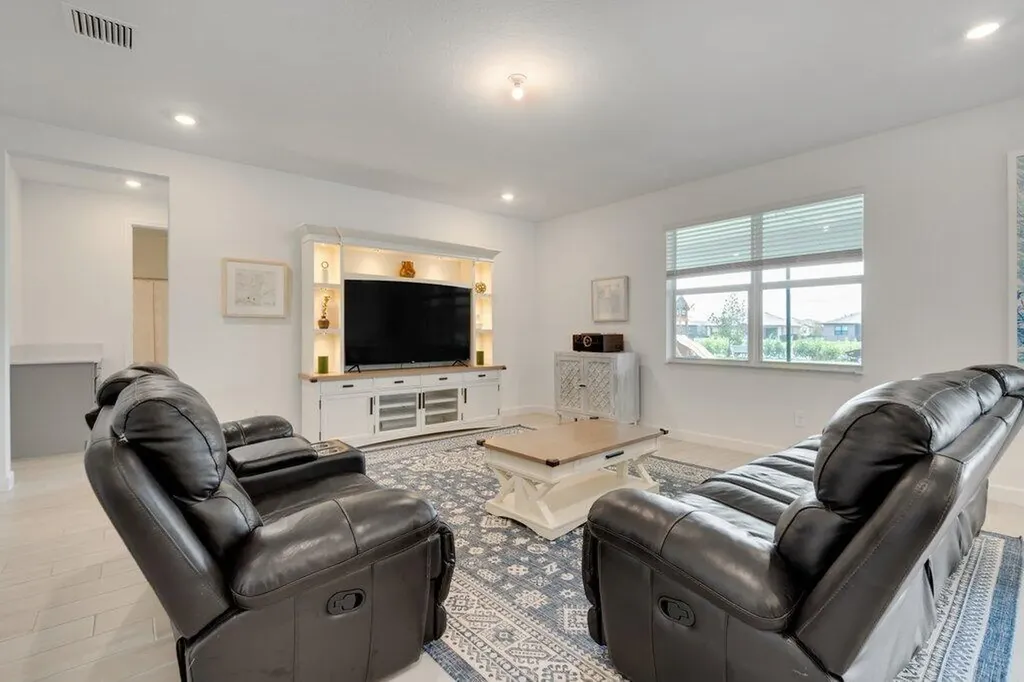 12328 SW Roma Circle Port St Lucie FL 34987