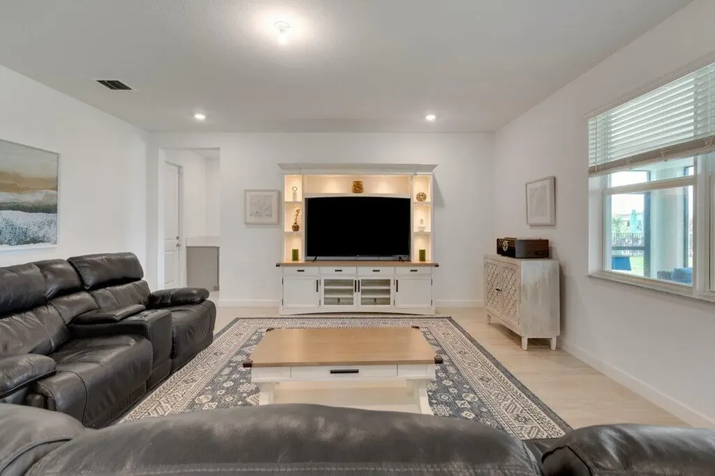 12328 SW Roma Circle Port St Lucie FL 34987