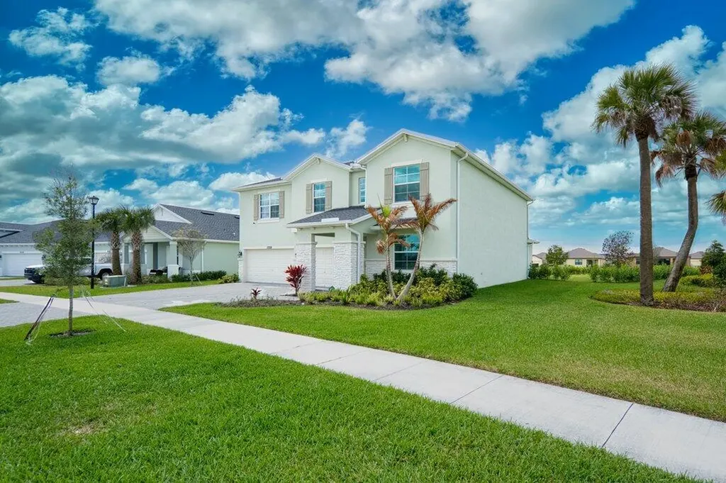 12328 SW Roma Circle Port St Lucie FL 34987